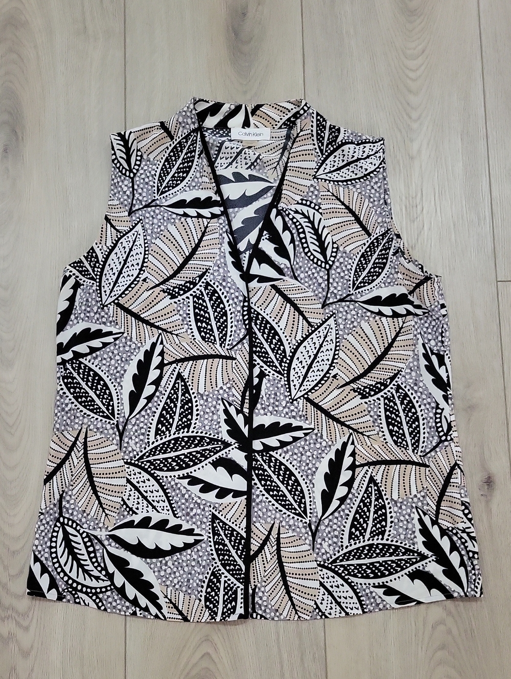 Calvin Klein Black & Cream Leaf-Print Sleeveless Top
